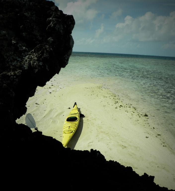Naqalia Lodge Wayasewa Island Esterno foto