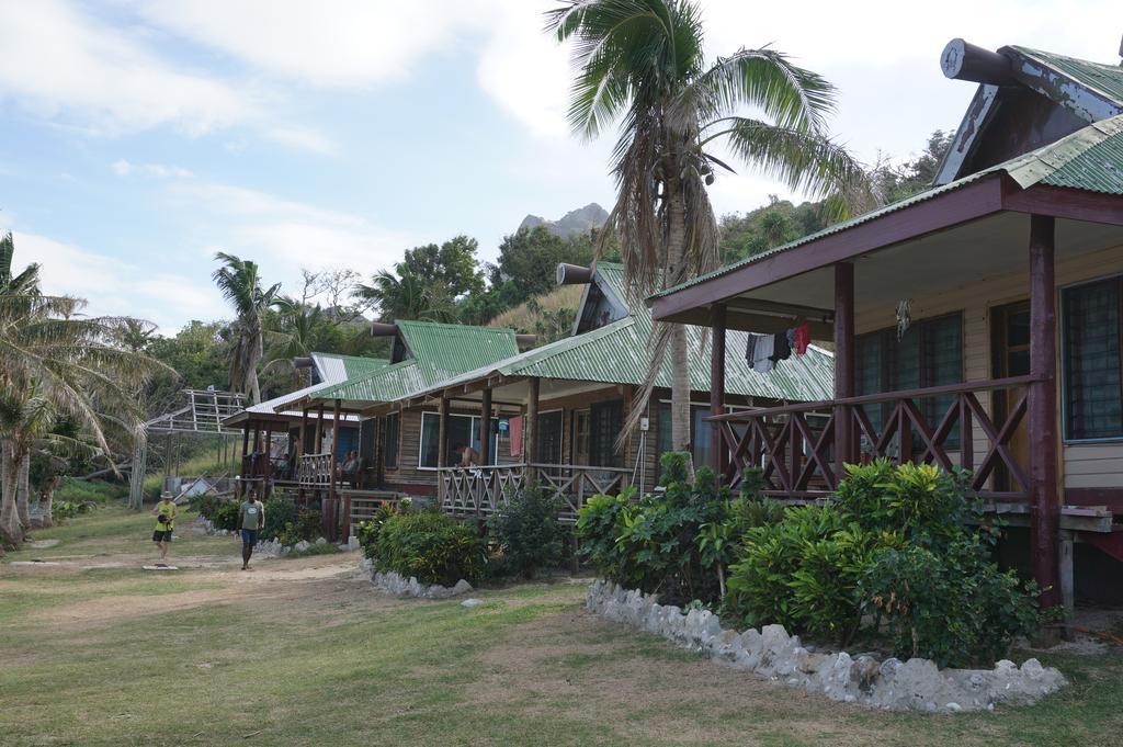 Naqalia Lodge Wayasewa Island Esterno foto